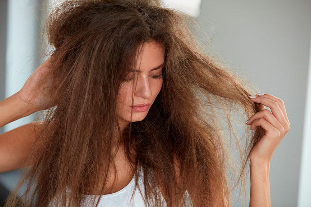 Bí quyết chăm sóc tóc khô xơ lâu ngày trở nên bóng mượt ngay 1