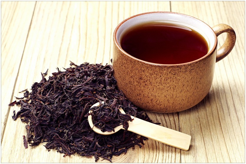 Bí kíp làm tóc đen tự nhiên bằng cách gội đầu 1