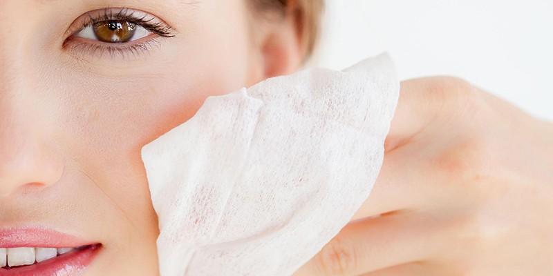 Đọc ngay để biết mẹo dùng khăn giấy ướt an toàn nhất 1