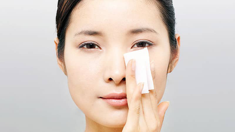 Chia sẻ cách chăm sóc da dầu mụn free cho nàng 3
