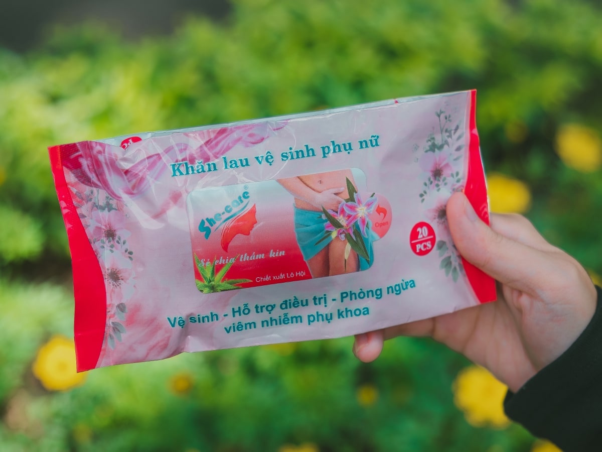 Khăn vệ sinh phụ nữ SHECARE